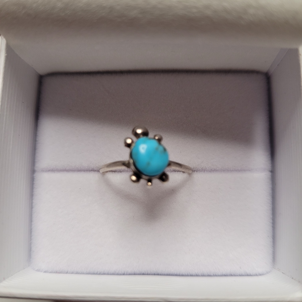 Silver Turquoise Ring - Picture 2 of 3